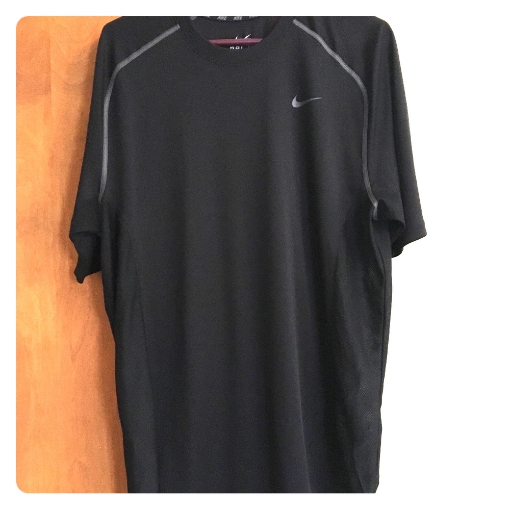 Nike Men’s Black Dri-Fit Tee